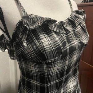 🚨MOVING SALE🚨 Black and White Dress